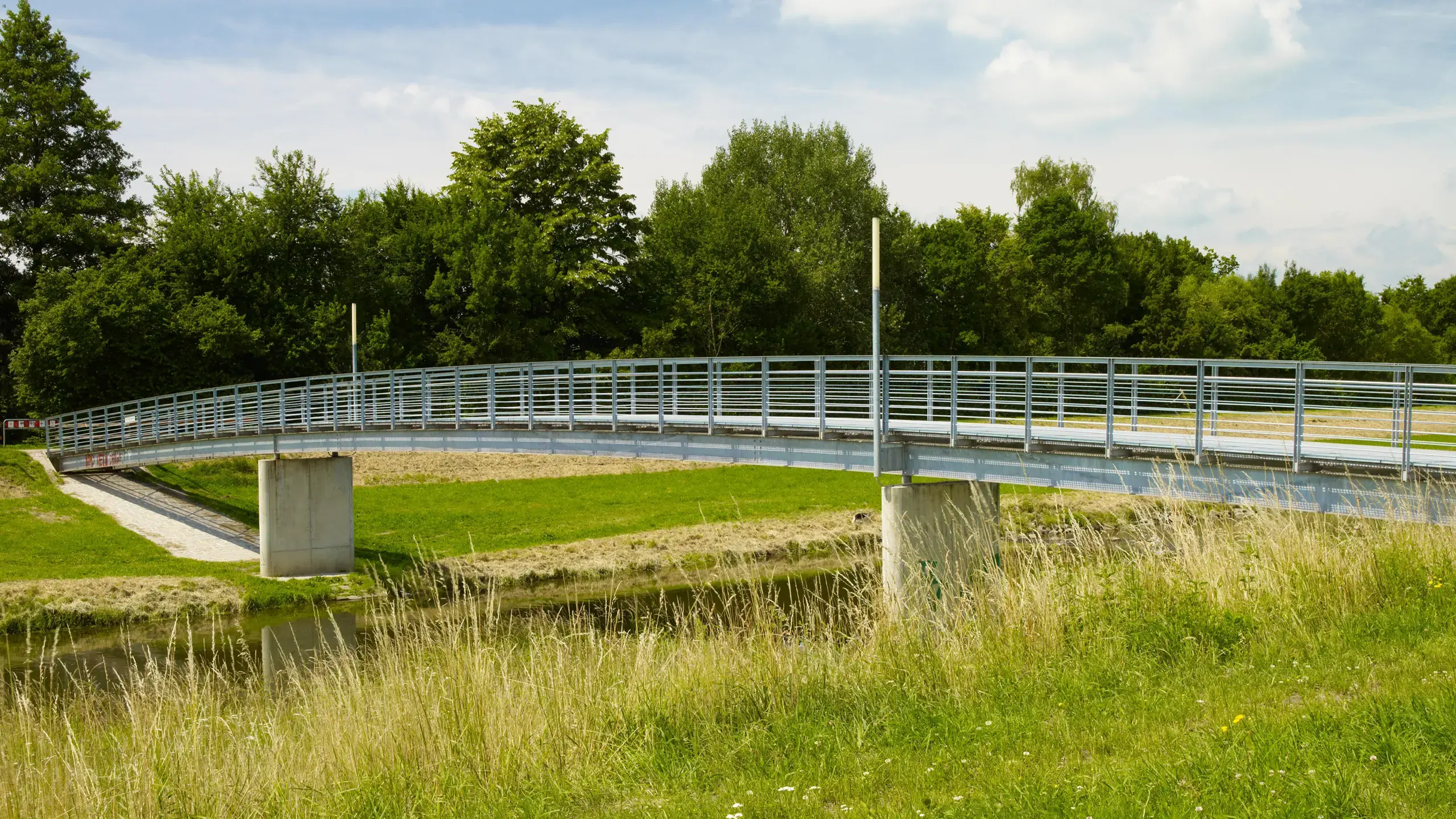 Inspiration & Projekte: Passerelle sur la digue de l’Elz à Emmendingen