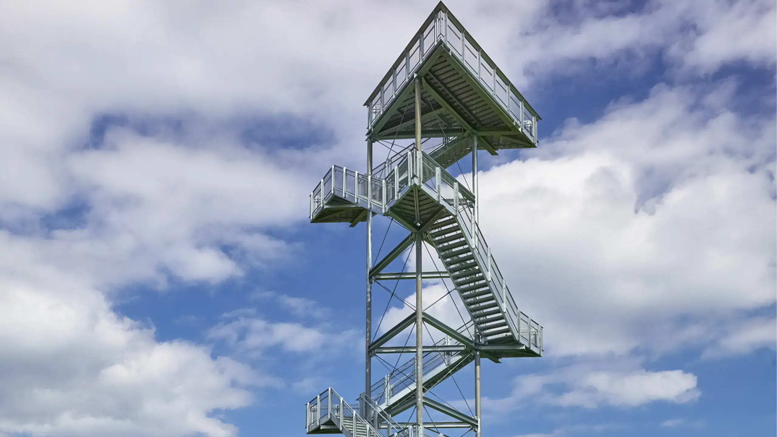 Inspiration & Projekte: Aussichtsturm Kitschenrain